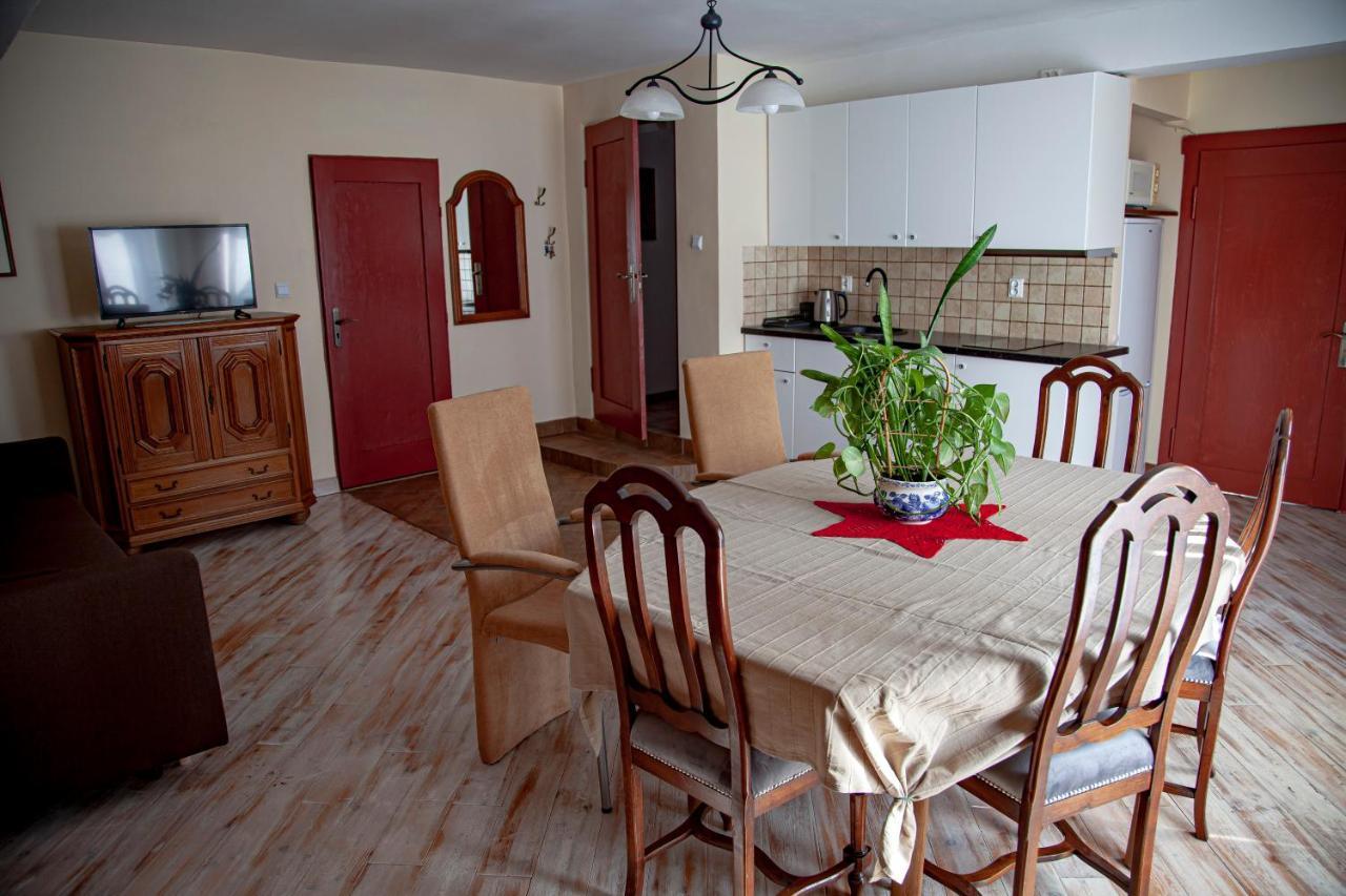 Apartamenty W Starym Kinie Świeradów-Zdrój エクステリア 写真